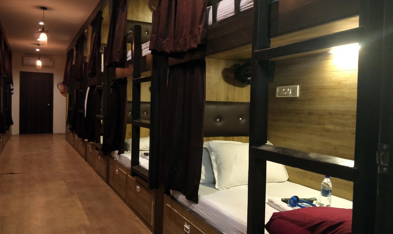 מומביי Hilal Dormitory מראה חיצוני תמונה